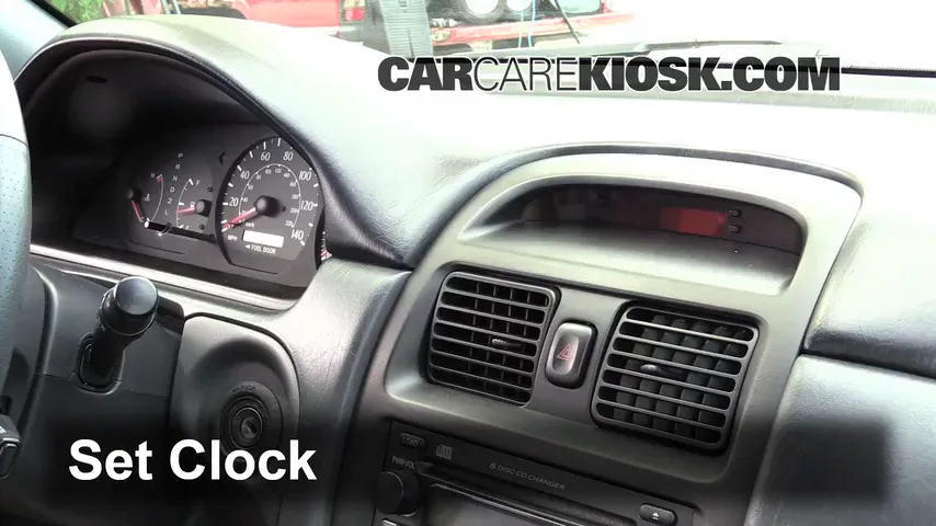 2002 Toyota Solara SLE 3.0L V6 Coupe Clock